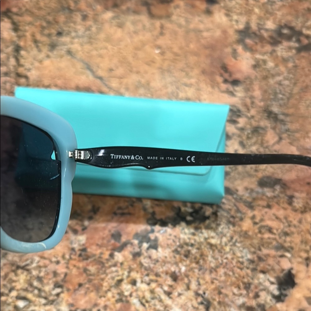 Tiffany & Co. Paper Flowers collection sunglasses - Picture 5 of 13
